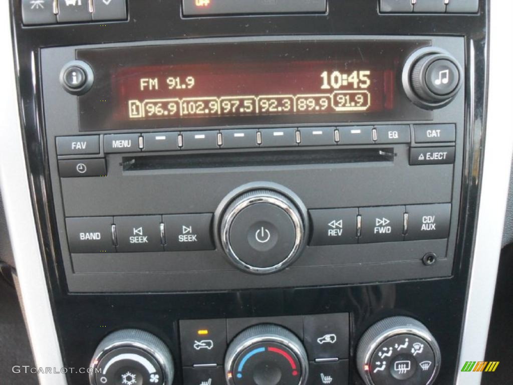 2008 Pontiac Torrent GXP Controls Photo #39822282