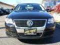 Deep Black - Passat Turbo Sedan Photo No. 2