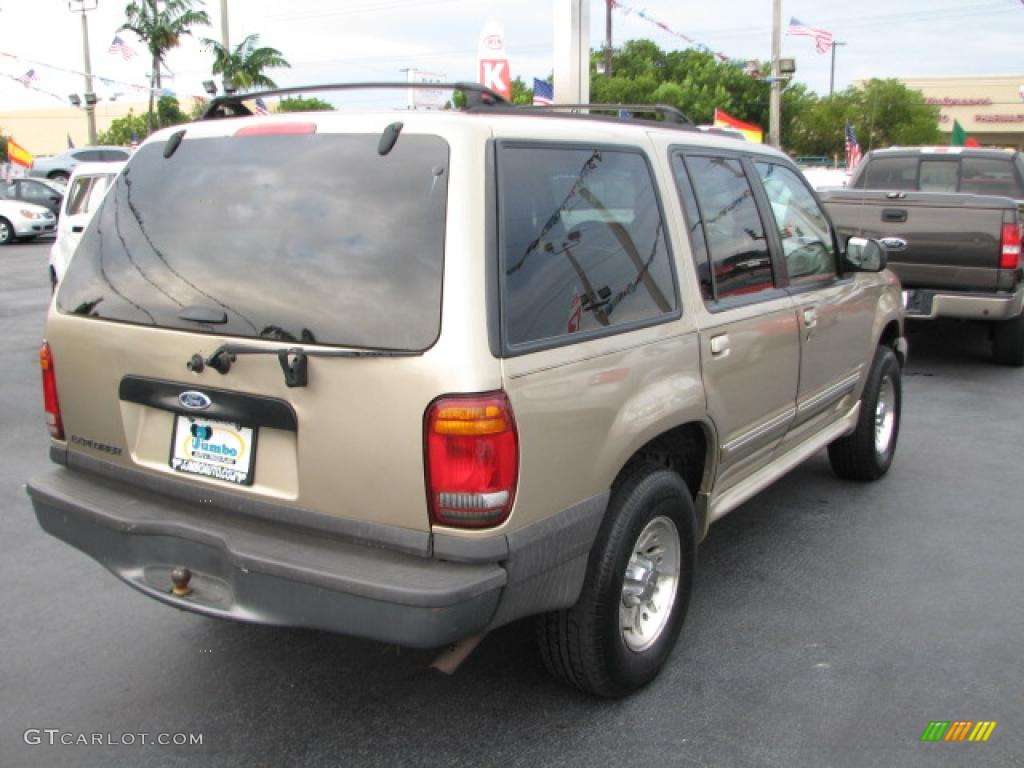 1999 Explorer XLT 4x4 - Harvest Gold Metallic / Medium Prairie Tan photo #9