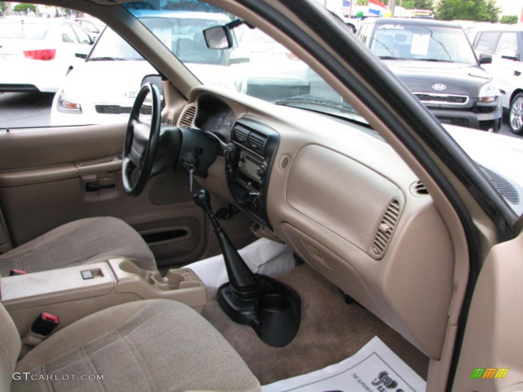 1999 Explorer XLT 4x4 - Harvest Gold Metallic / Medium Prairie Tan photo #12