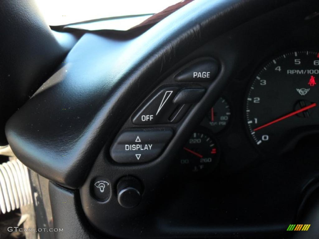 2001 Chevrolet Corvette Convertible Controls Photo #39822998