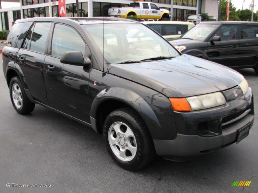 Black Silver Saturn VUE