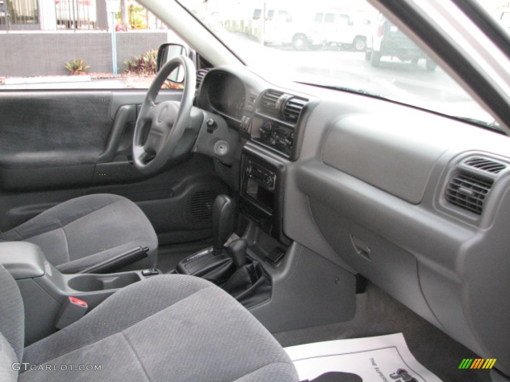 2001 Passport LX 4x4 - Bright Silver / Gray photo #14