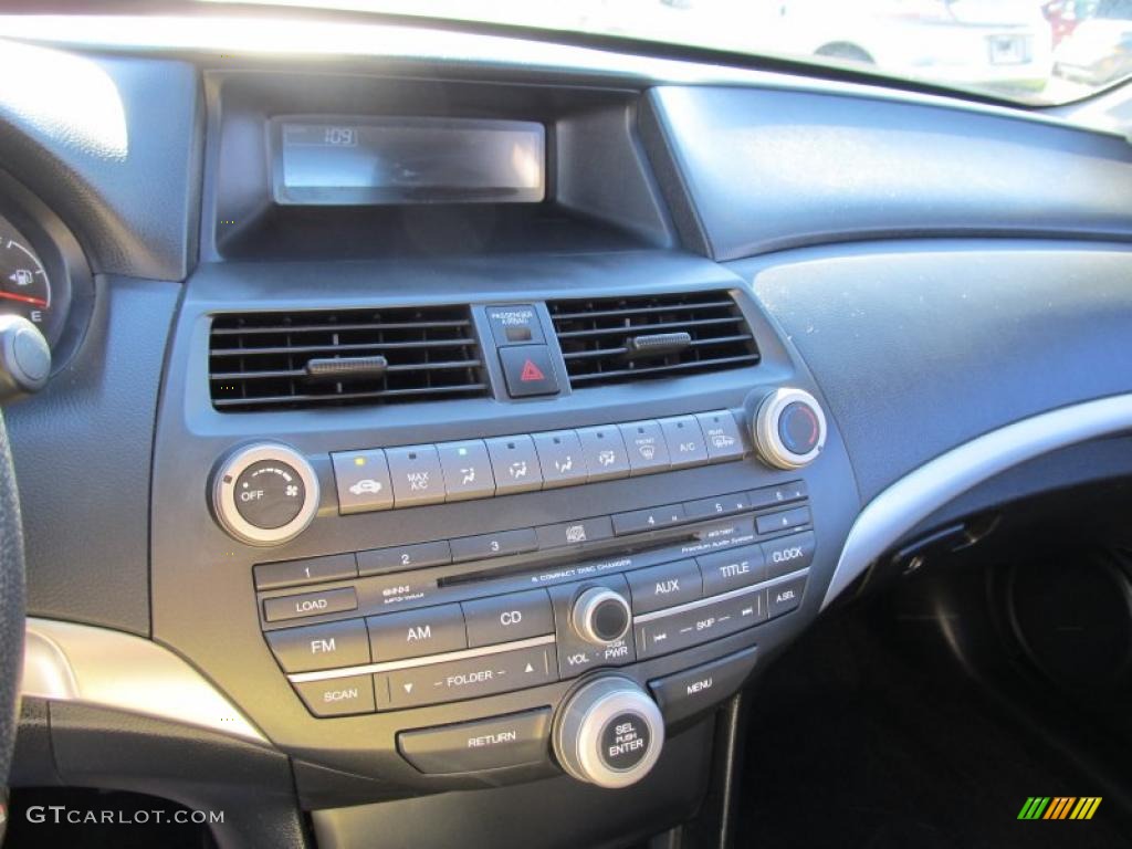 2010 Honda Accord EX Coupe Controls Photo #39824782