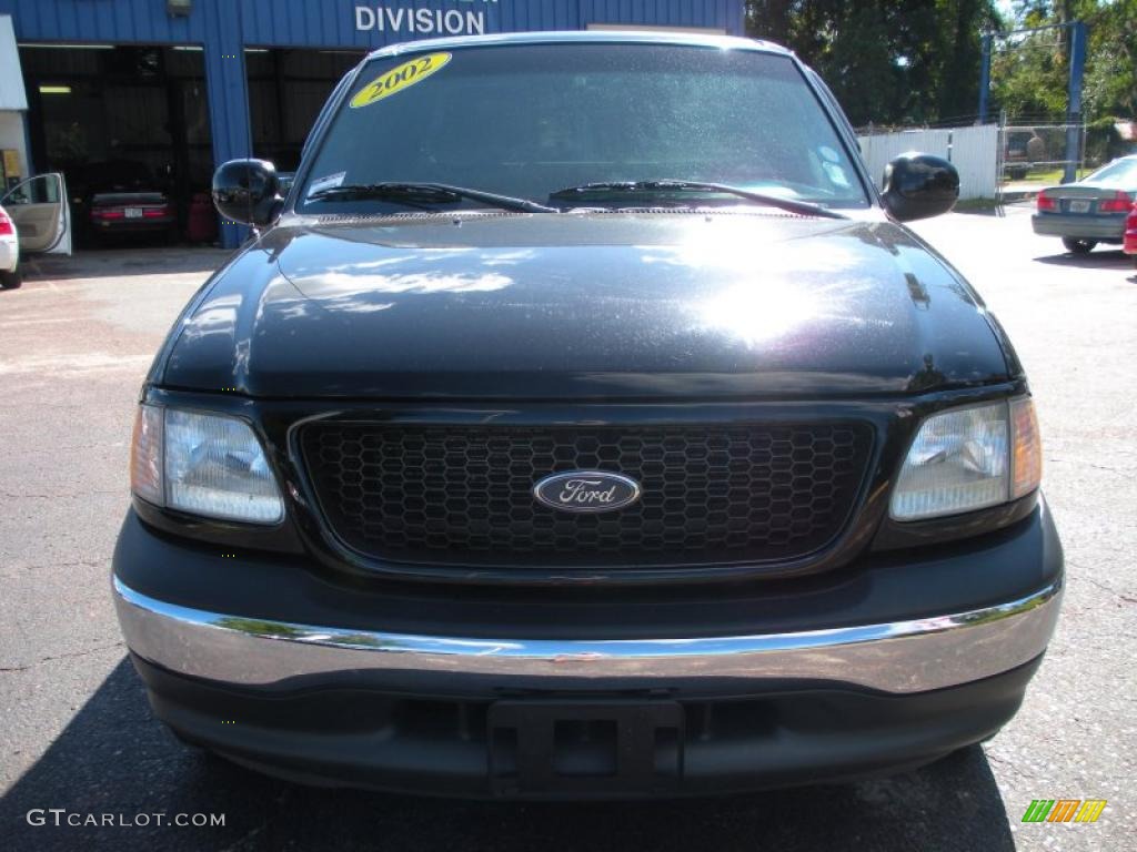 2002 F150 XLT SuperCab - Black / Dark Graphite photo #8