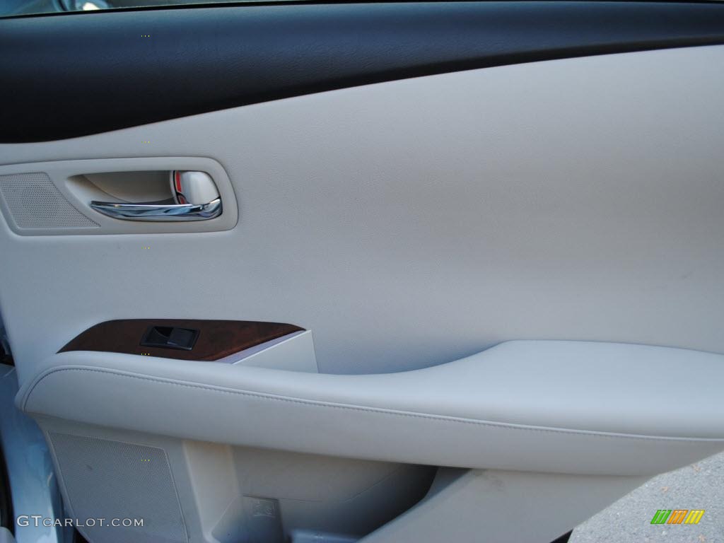 2010 RX 350 AWD - Cerulean Blue Metallic / Light Gray/Espresso Birds-Eye Maple photo #9