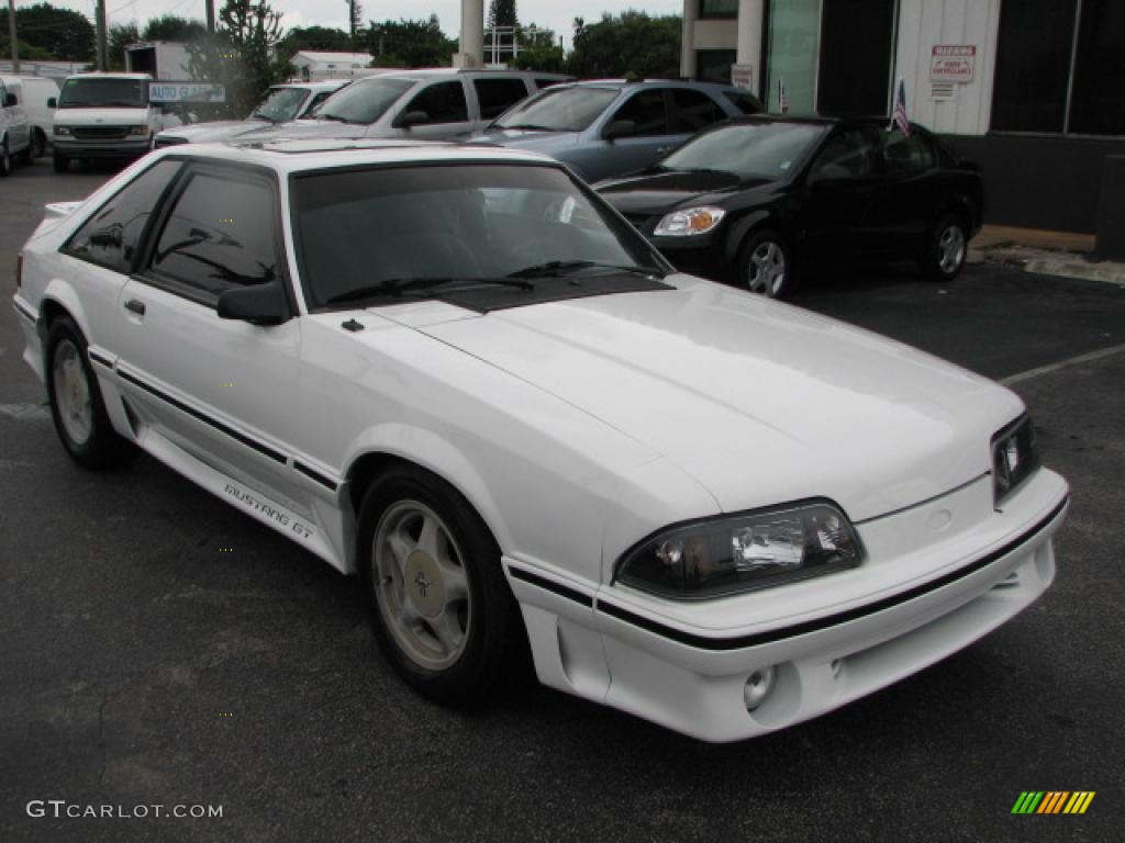 1992 Mustang GT Coupe - Oxford White / Titanium Grey photo #1