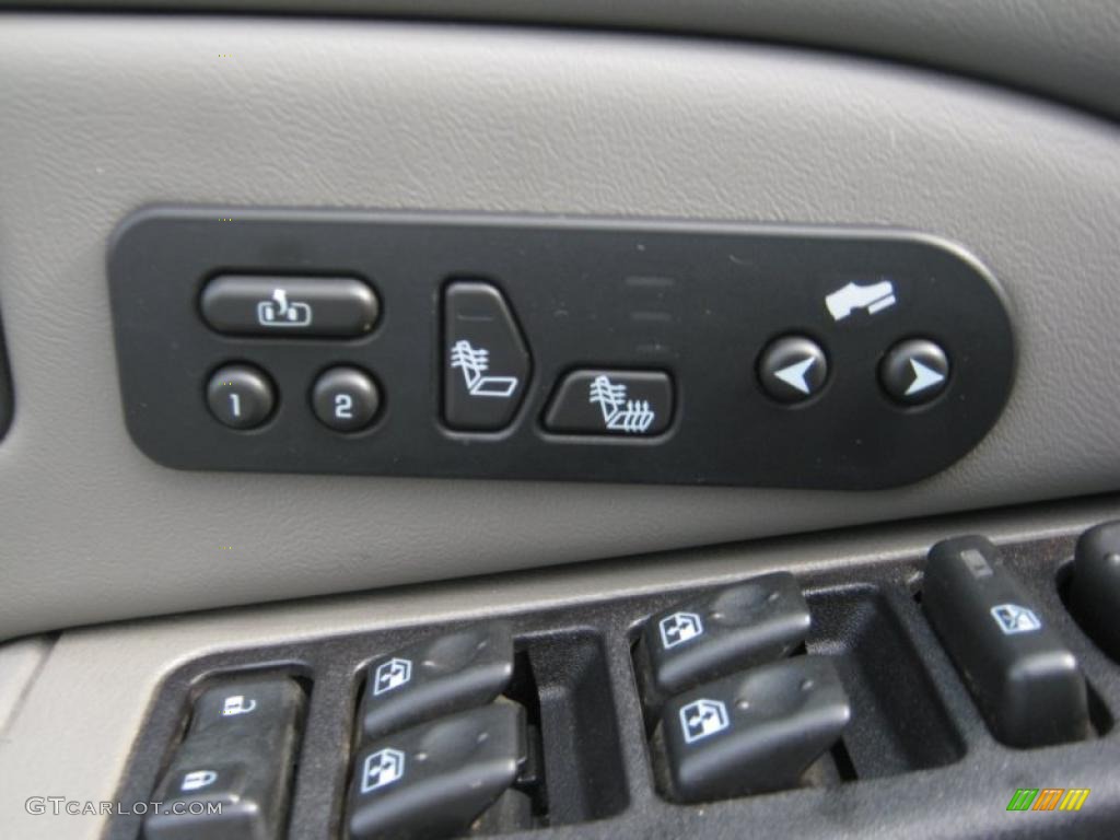 2006 Chevrolet Tahoe Z71 Controls Photos