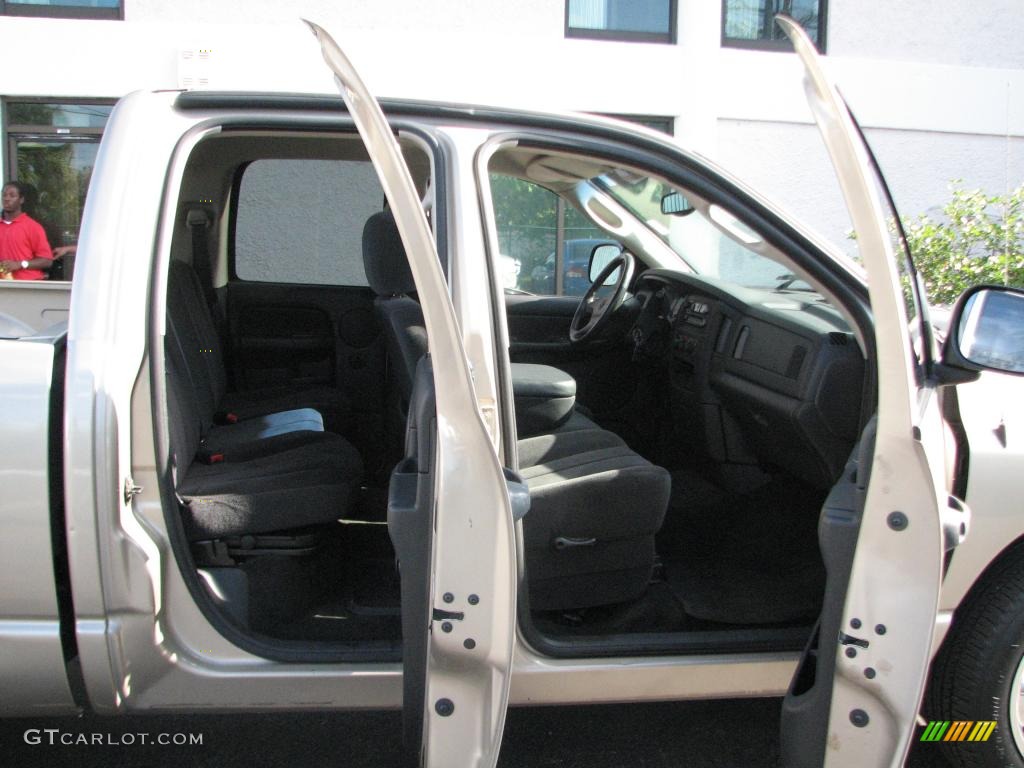 Dark Slate Gray Interior 2002 Dodge Ram 1500 SLT Quad Cab Photo #39833409