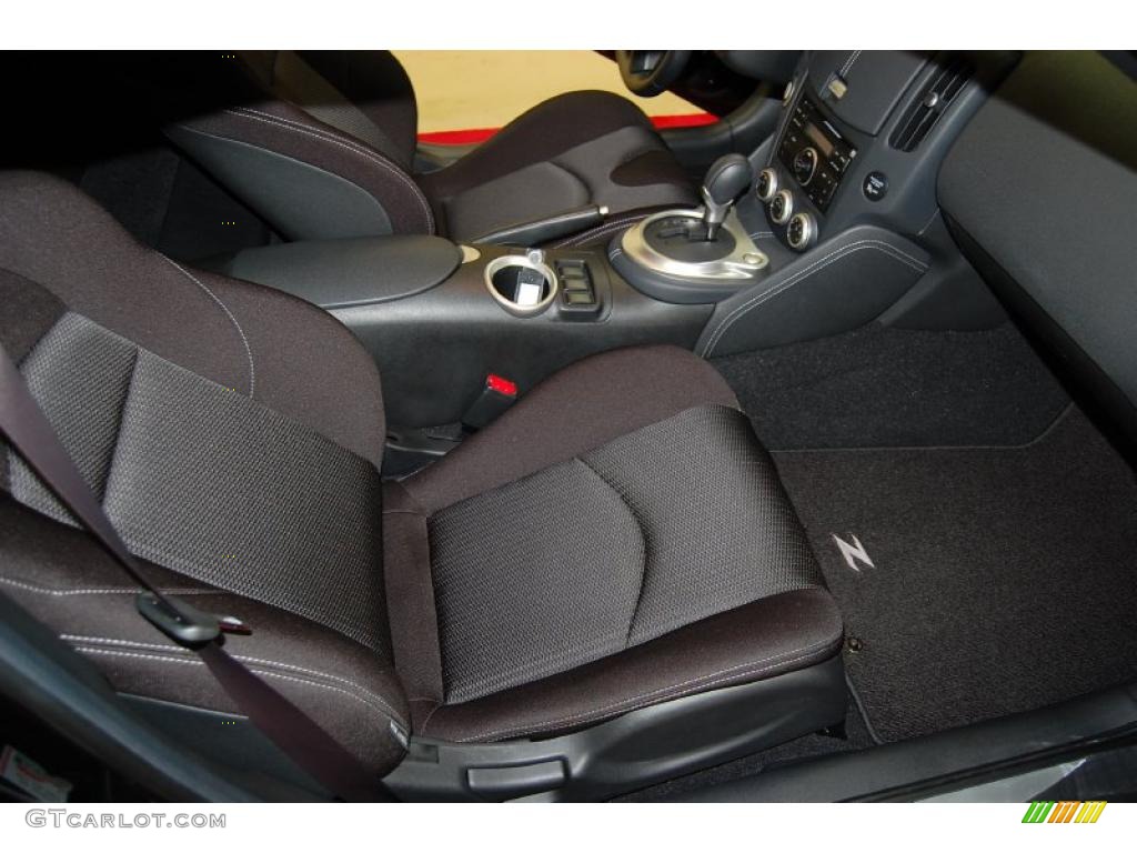 Black Cloth Interior 2010 Nissan 370Z Coupe Photo #39835978