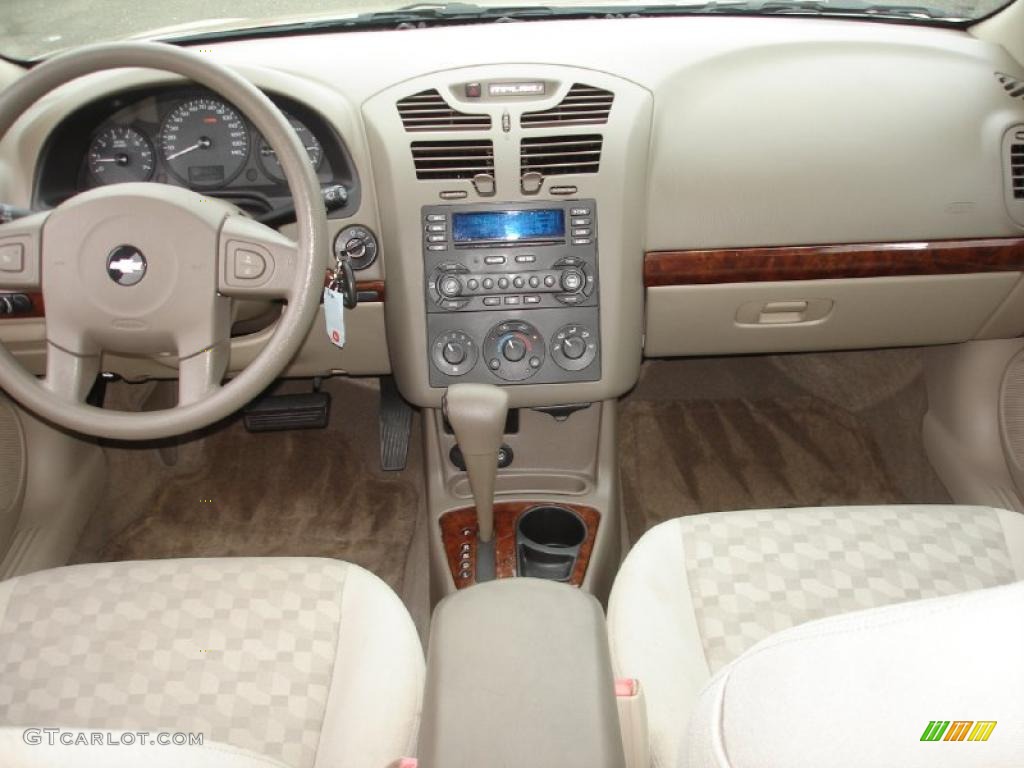 Neutral Interior 2004 Chevrolet Malibu Ls V6 Sedan Photo