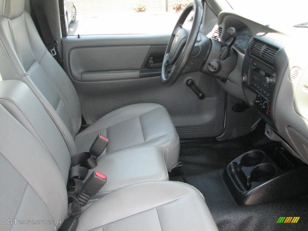 Flint Gray Interior 2004 Ford Ranger XL Regular Cab Photo #39838425