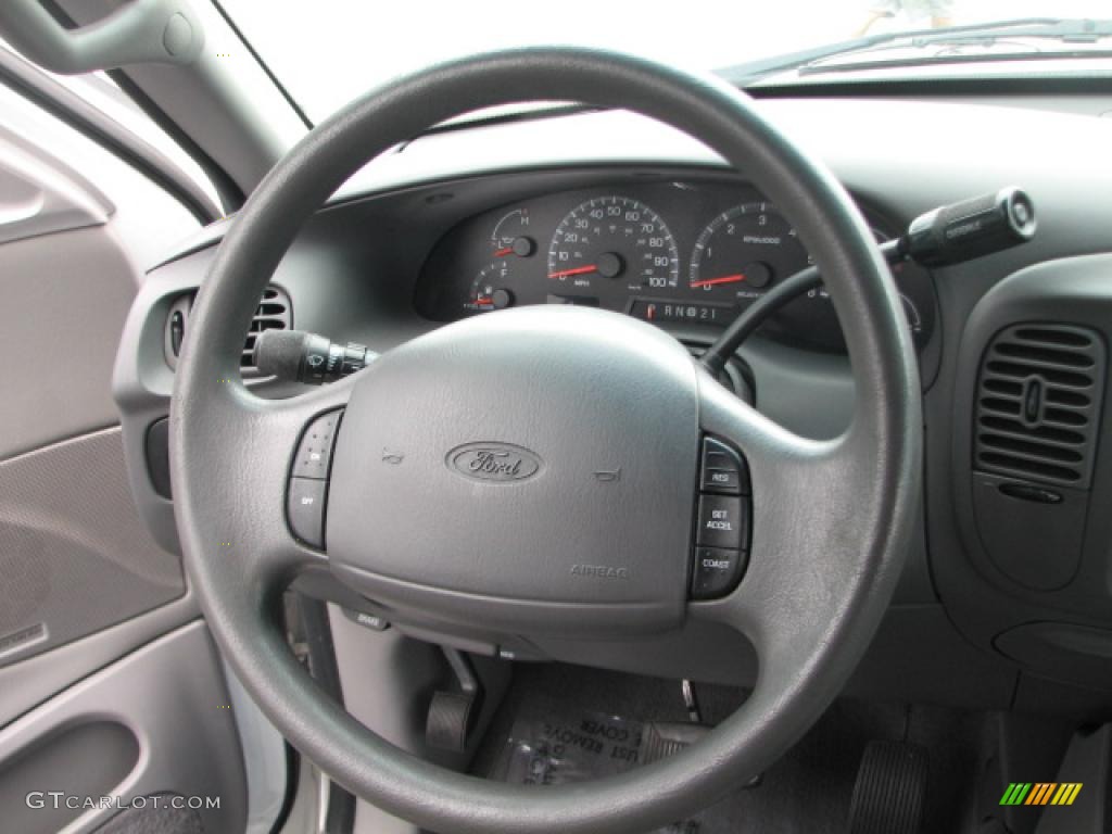 2000 Ford Expedition XLT Steering Wheel Photos