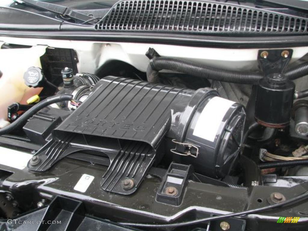 2004 Chevrolet Express 3500 Cutaway Moving Van 6.0 Liter OHV 16-Valve Vortec V8 Engine Photo #39841199
