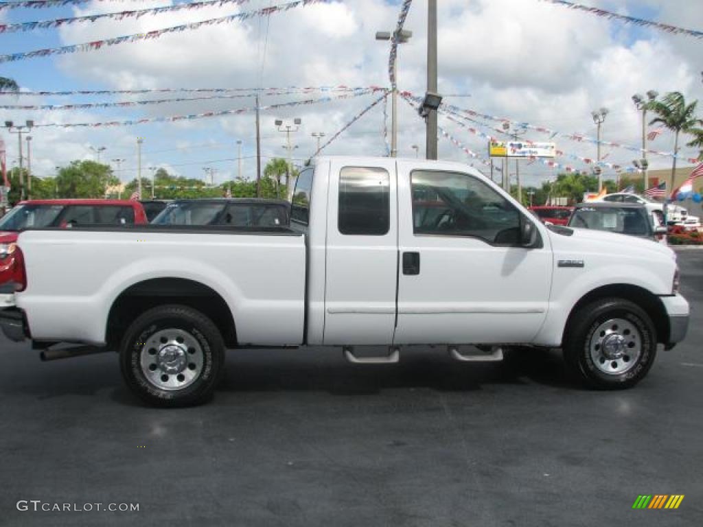 Oxford White 2005 Ford F250 Super Duty XLT SuperCab Exterior Photo #39841928