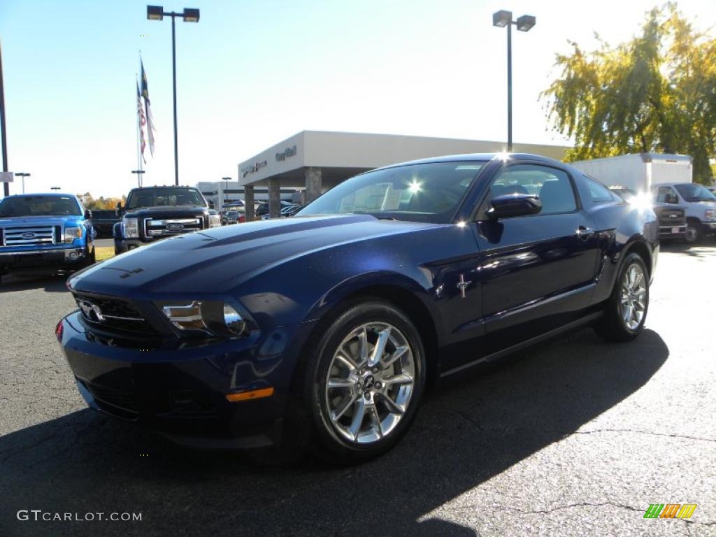 2011 Mustang V6 Premium Coupe - Kona Blue Metallic / Charcoal Black photo #6