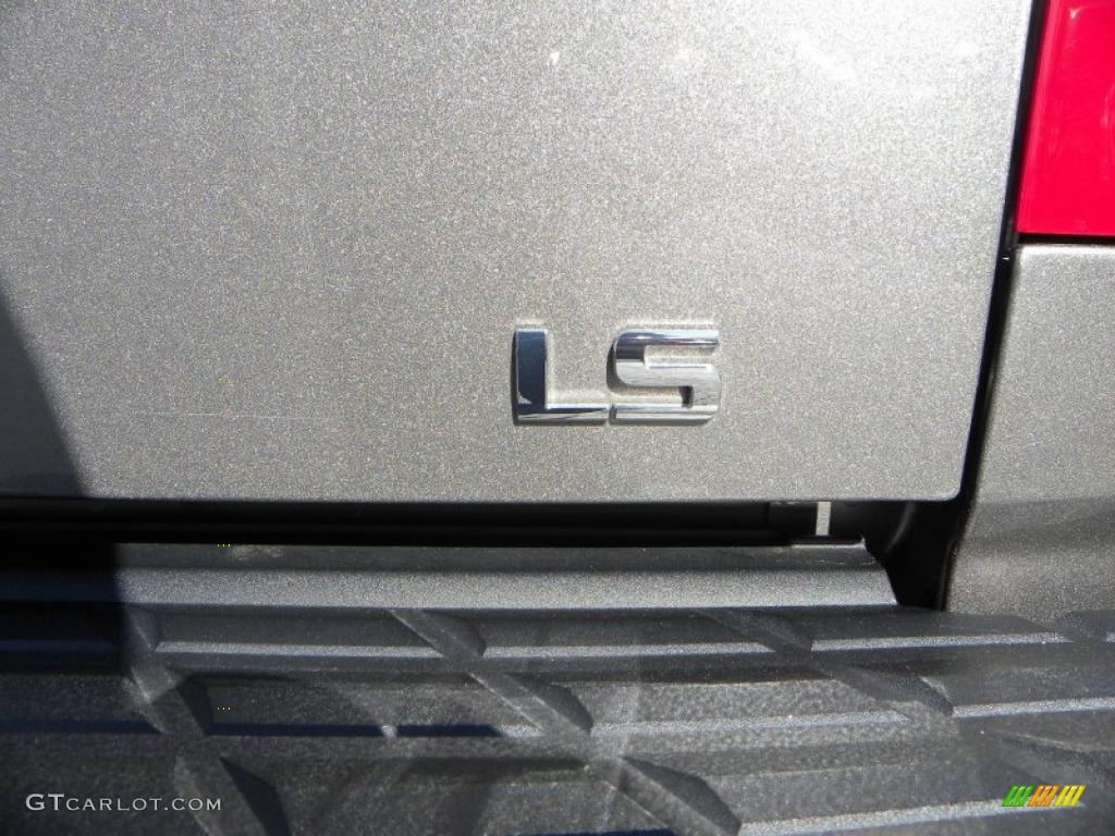 2008 Chevrolet Silverado 1500 LS Regular Cab 4x4 Marks and Logos Photo #39843734