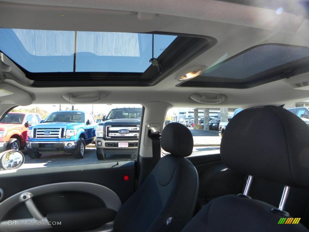 2005 Mini Cooper Hardtop Sunroof Photo #39844010
