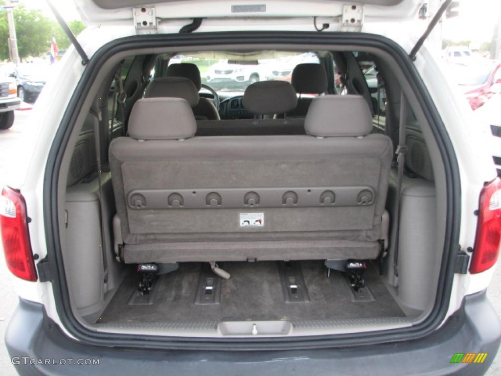 2003 Dodge Caravan SE Trunk Photo #39844818