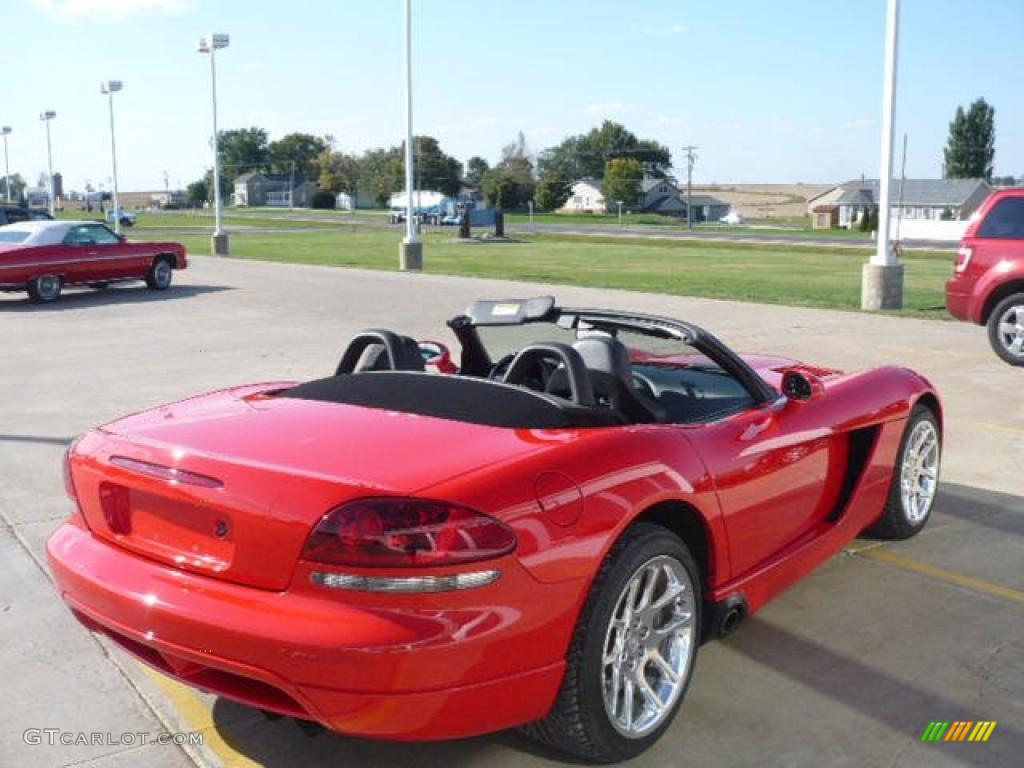 Viper Red 2003 Dodge Viper SRT-10 Exterior Photo #39845314
