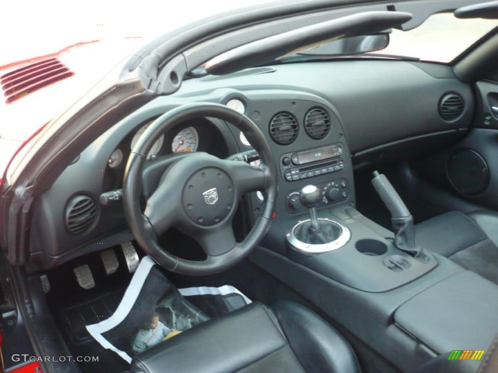 Black Interior 2003 Dodge Viper SRT-10 Photo #39845834