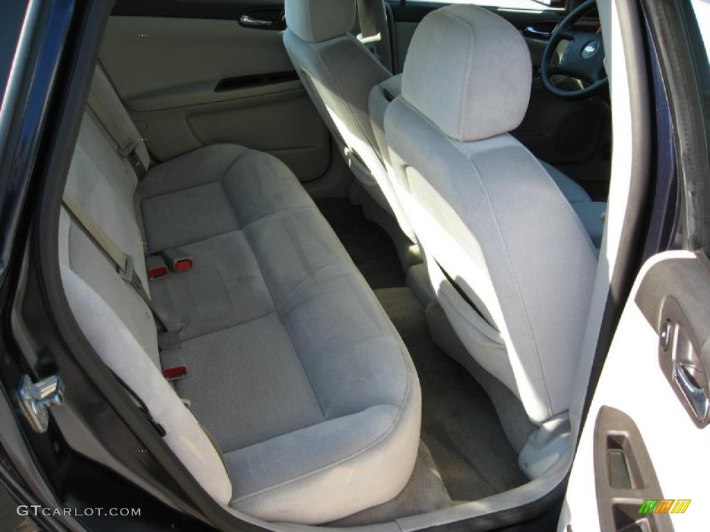 Gray Interior 2007 Chevrolet Impala LS Photo #39846174