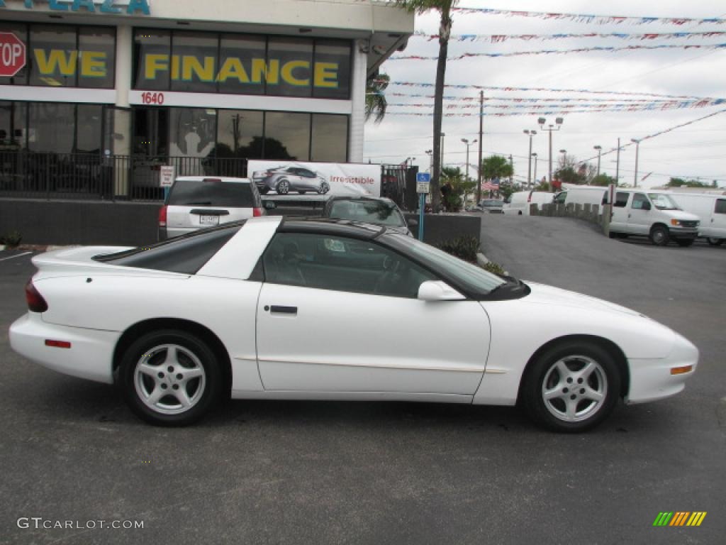 1996 Firebird Coupe - Bright White / Black photo #10