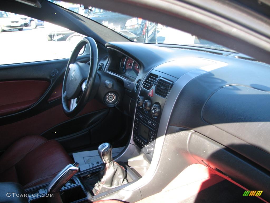 2004 Pontiac GTO Coupe Red Dashboard Photo #39847430