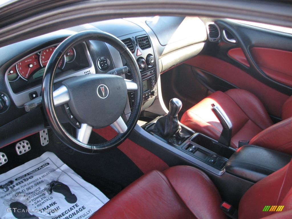 Red Interior 2004 Pontiac GTO Coupe Photo #39847522