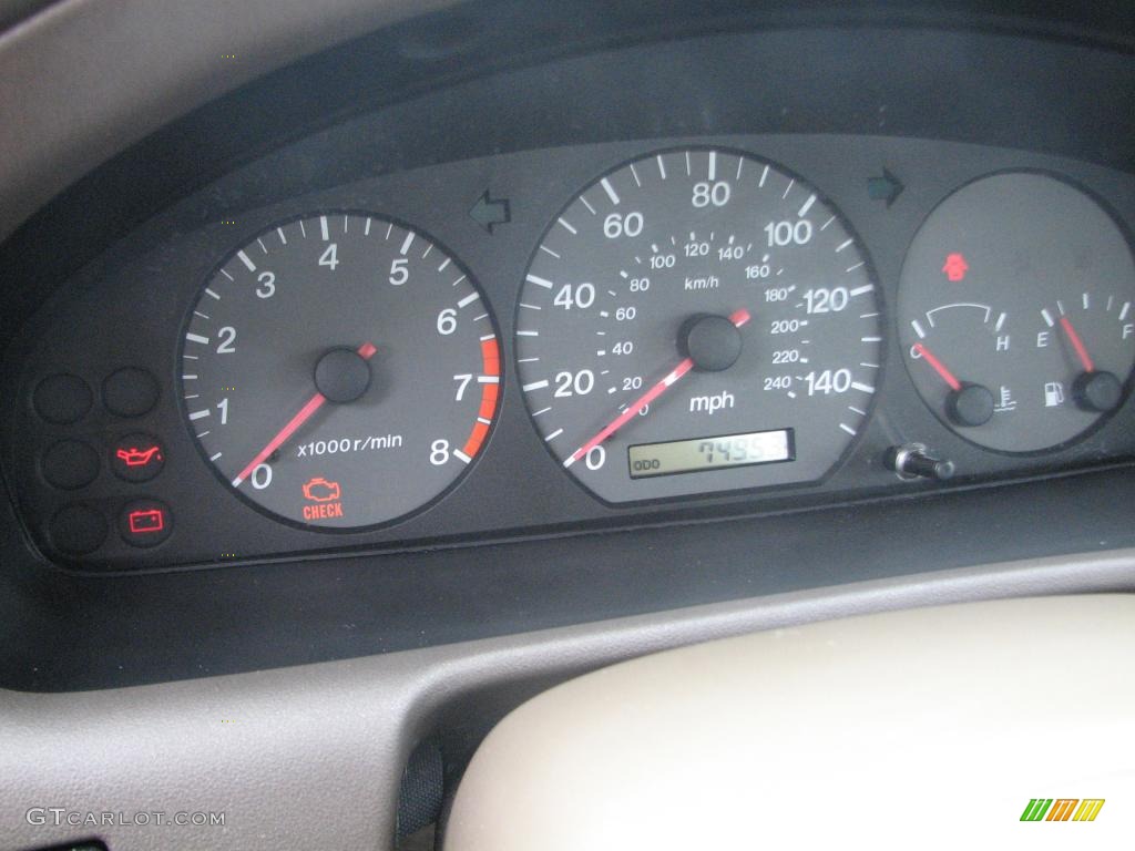 2002 Mazda 626 LX Gauges Photos