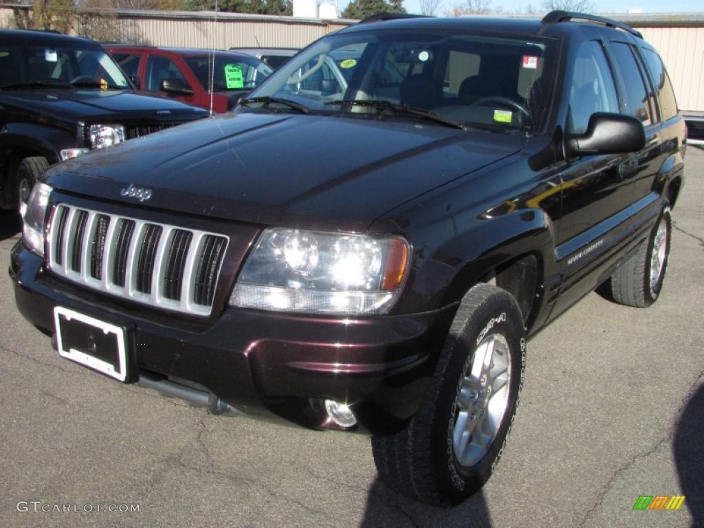 2004 Grand Cherokee Laredo 4x4 - Deep Lava Red Metallic / Dark Slate Gray photo #1