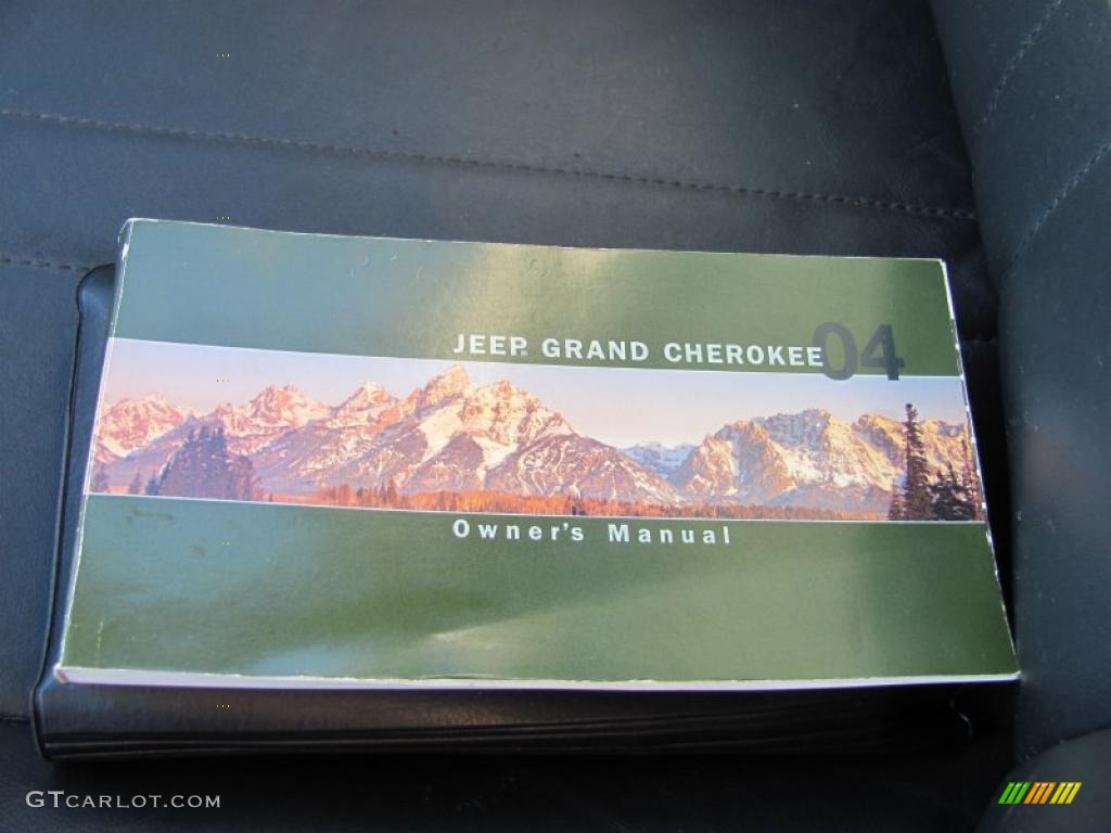 2004 Grand Cherokee Laredo 4x4 - Deep Lava Red Metallic / Dark Slate Gray photo #4