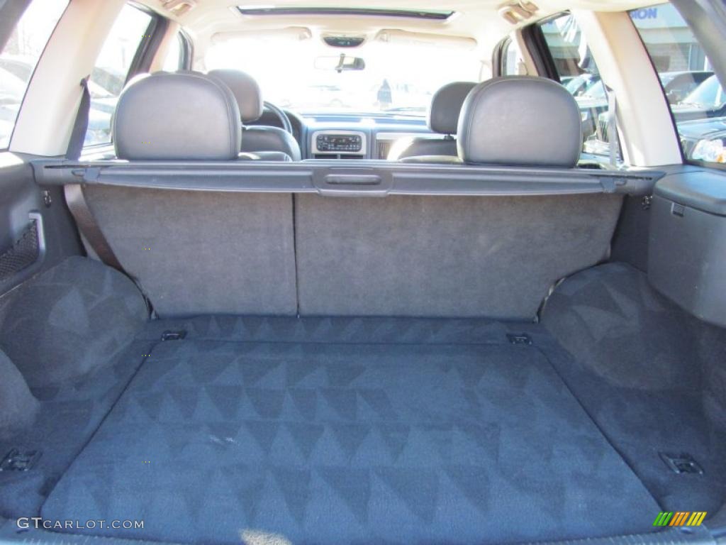 2004 Grand Cherokee Laredo 4x4 - Deep Lava Red Metallic / Dark Slate Gray photo #12