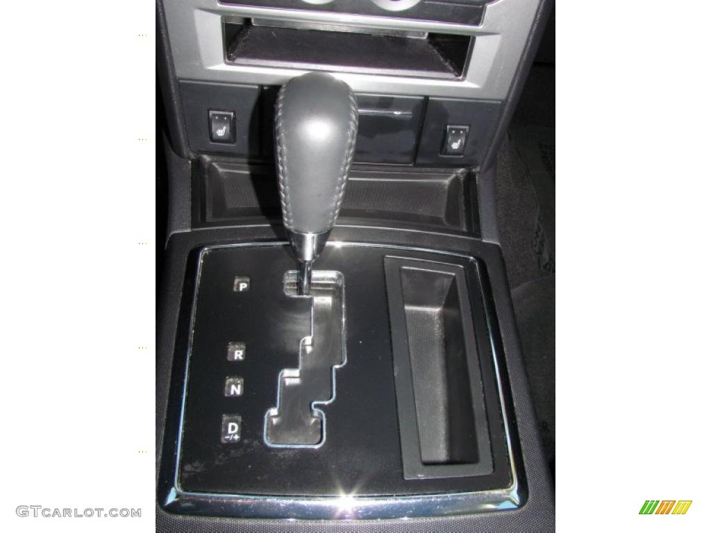 2009 Dodge Charger R/T AWD Transmission Photos