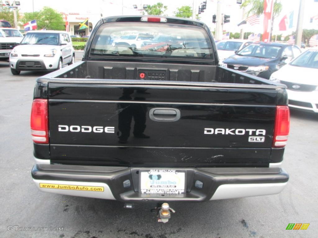 2004 Dakota SLT Quad Cab - Black / Dark Slate Gray photo #8