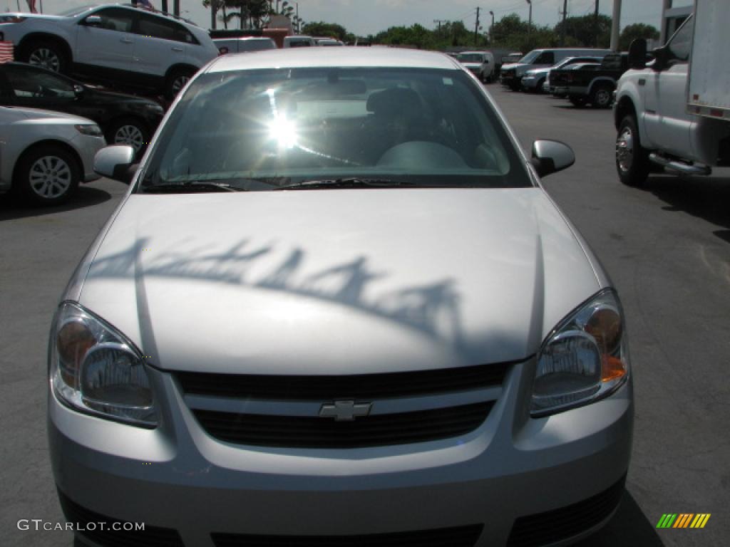 2007 Cobalt LT Sedan - Ultra Silver Metallic / Gray photo #3