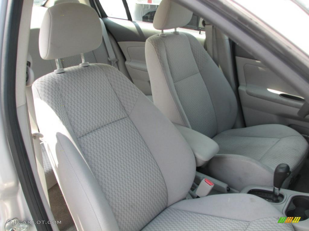 2007 Cobalt LT Sedan - Ultra Silver Metallic / Gray photo #12