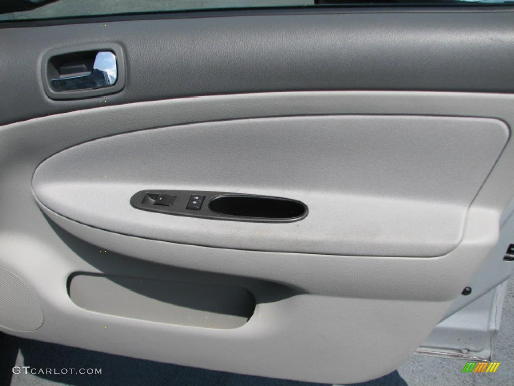 2007 Cobalt LT Sedan - Ultra Silver Metallic / Gray photo #13
