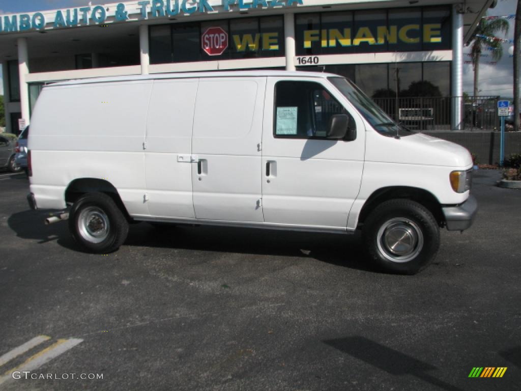 1997 E Series Van E350 Cargo - Oxford White / Medium Graphite photo #1