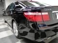 Obsidian Black - LS 600h L Hybrid Photo No. 11