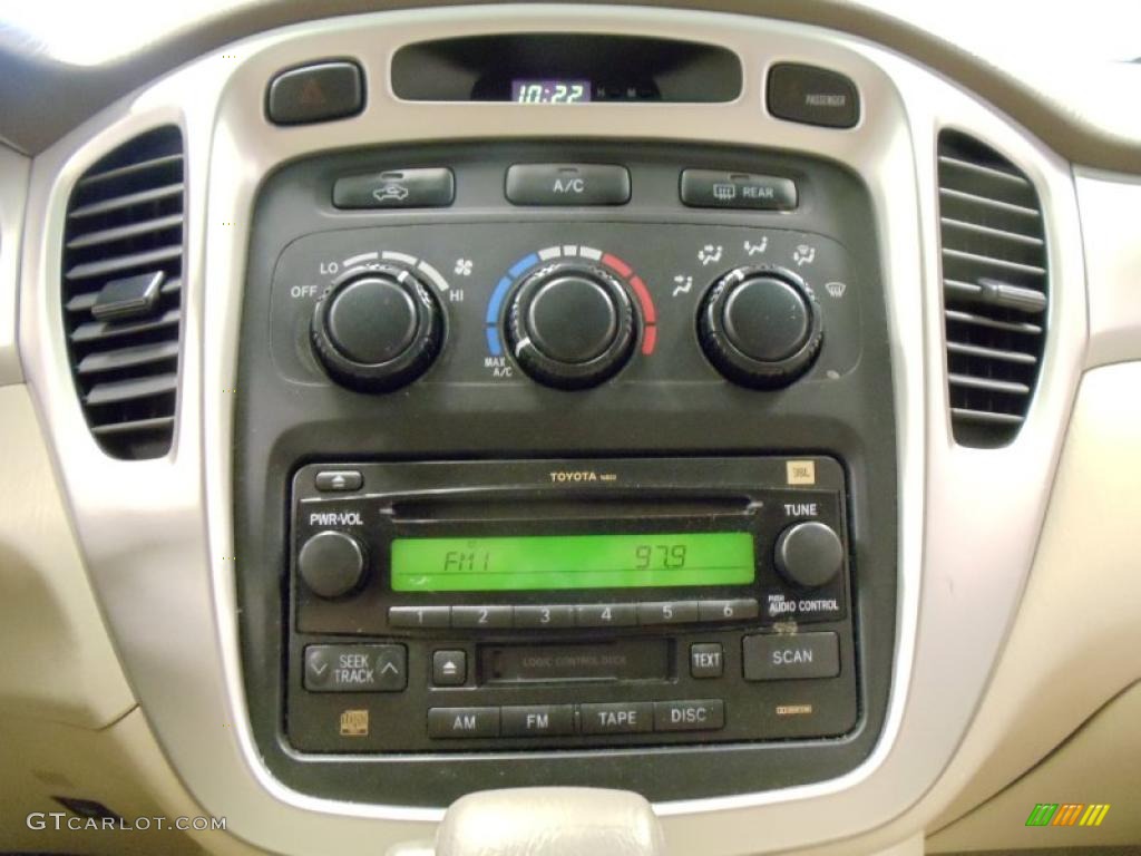 2007 Toyota Highlander V6 Controls Photo #39858114