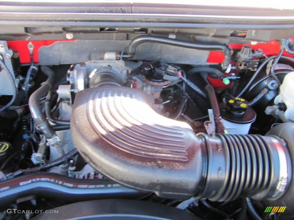 2004 F150 STX SuperCab 4x4 - Bright Red / Dark Flint photo #16