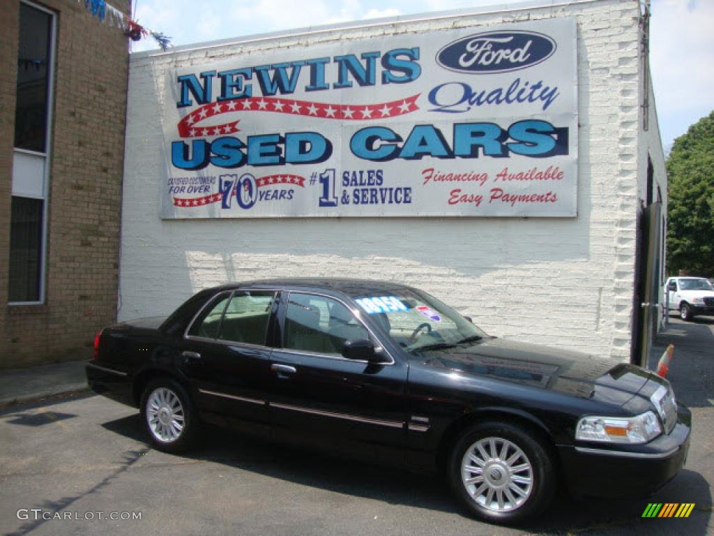 2009 Grand Marquis LS - Black / Light Camel photo #1