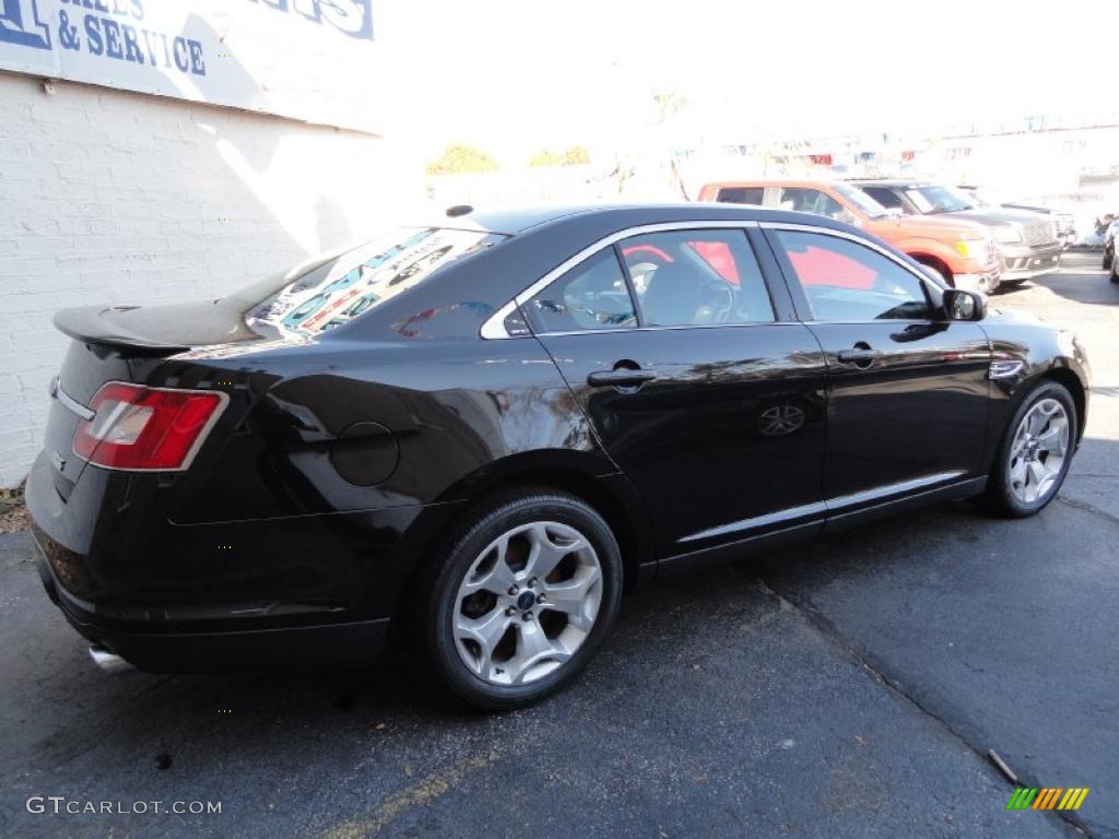 Tuxedo Black Metallic 2010 Ford Taurus SHO AWD Exterior Photo #39862423