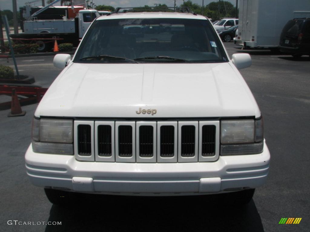 1996 Grand Cherokee Limited 4x4 - Stone White / Beige photo #2
