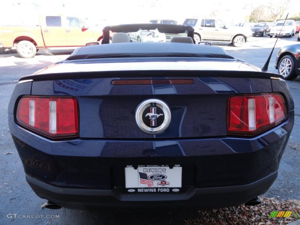 2011 Mustang V6 Convertible - Kona Blue Metallic / Stone photo #4