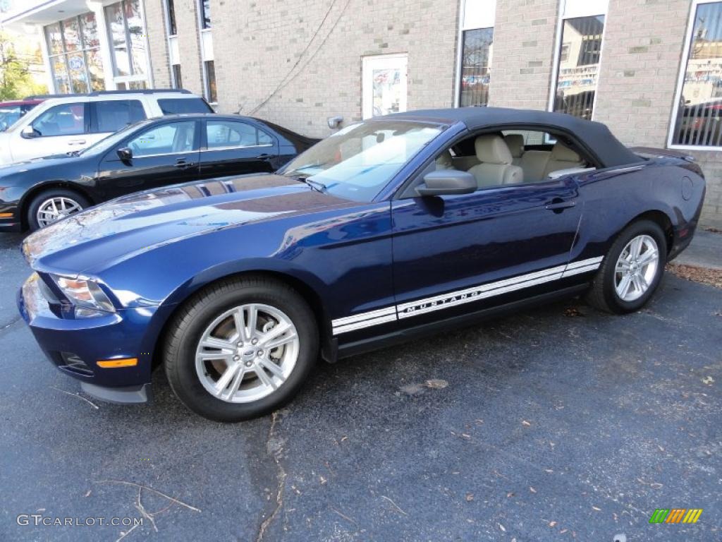 2011 Mustang V6 Convertible - Kona Blue Metallic / Stone photo #6