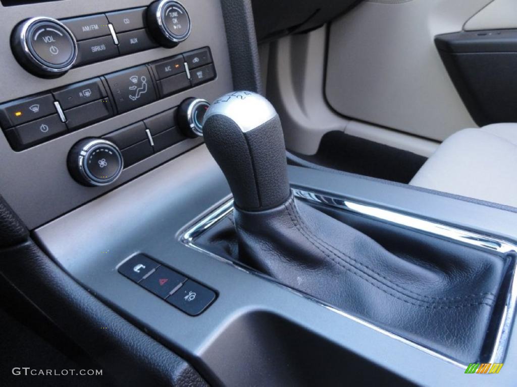 2011 Mustang V6 Convertible - Kona Blue Metallic / Stone photo #14