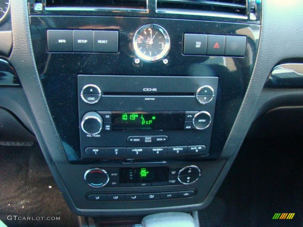 2009 Ford Fusion SEL V6 Controls Photo #39864247