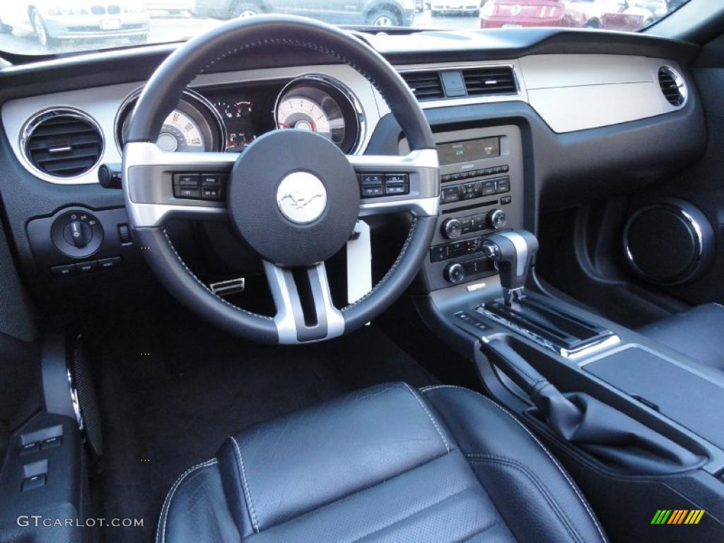 Charcoal Black Interior 2010 Ford Mustang V6 Premium Convertible Photo #39864695